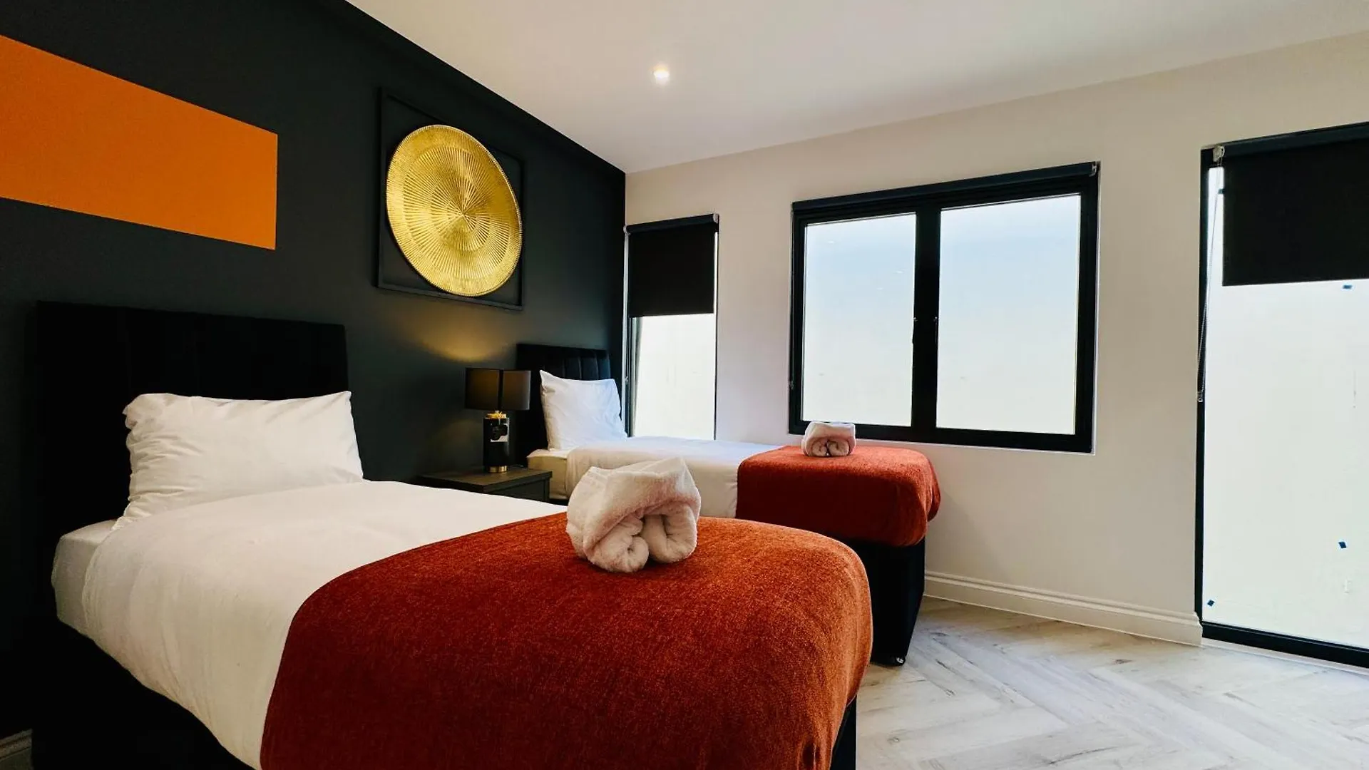 Central One Bedroom Flat Next To Brighton Beach I Sleep 5 Guests בריטניה